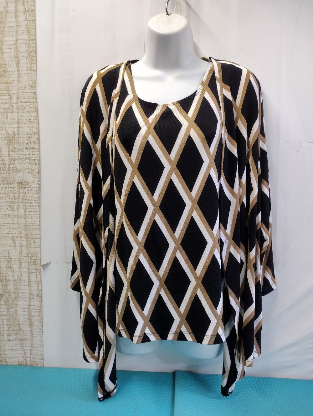 Chico's Travelers Diamond Pattern Cardigan Set Sz 1 M(8)